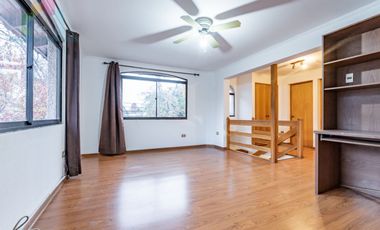 Venta amplia y luminosa casa en Príncipe de Gales La Reina