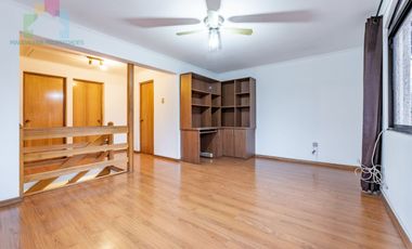 Venta amplia y luminosa casa en Príncipe de Gales La Reina