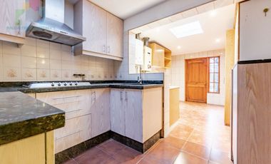 Venta amplia y luminosa casa en Príncipe de Gales La Reina