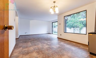 Venta amplia y luminosa casa en Príncipe de Gales La Reina