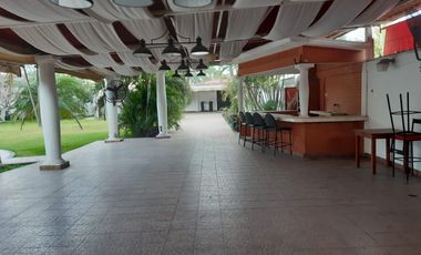 FINCA CON JARDÍN EL ENCANTO en VENTA AV. CENTRAL, COLONIA CAMPESTRE, VERACRUZ, VER. A 2 CUADRAS DEL PUENTE NUEVO VERACRUZ DE LA CARRETERA FEDERAL