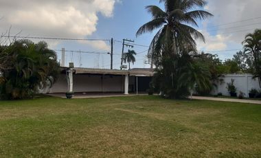 FINCA CON JARDÍN EL ENCANTO en VENTA AV. CENTRAL, COLONIA CAMPESTRE, VERACRUZ, VER. A 2 CUADRAS DEL PUENTE NUEVO VERACRUZ DE LA CARRETERA FEDERAL