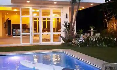 Breathtaking House and lot in Tali Beach with stunning Ocean view!