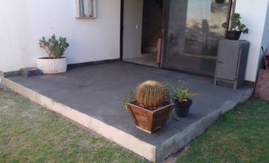 CASA MODERNA EN EL ENCINO CON ROOF GARDEN $4,090,000 CAMBIO ADMINISTRATIVO , BUEN LUGAR PARA SU RETIRO