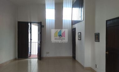 Local en Plaza Comercial El Parque, San Jerónimo Lídice