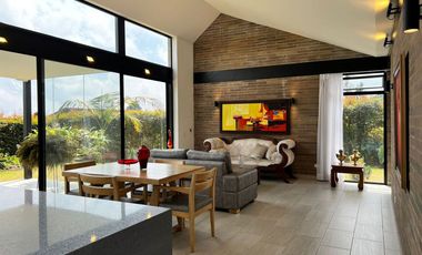 PR20873 Casa en arriendo en el sector Altos de Palmas