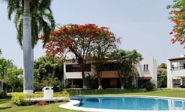 Casa en venta Cuernava. Club de Golf Santa Fe