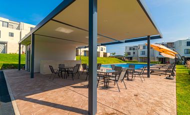 CASA EN VENTA A 15MIN DE CUERNAVACA CON ALBERCA Y CANCHA DE FUTBOL