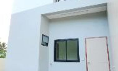 Townhouse for sale, Kulsiri Tr Selling a location on the main road of Trang. House for sale at Na Bin Yard, Trang