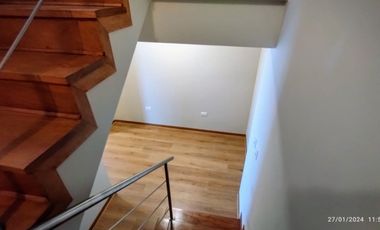 ¡OPORTUNIDAD ÚNICA! DEPARTAMENTO TRIPLEX EN LA CALERA SURQUILLO