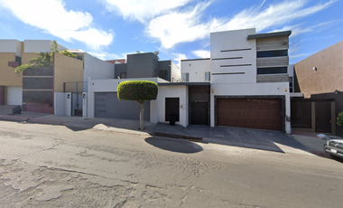 OPORTUNIDAD UNICA DE CASA EN HACIENDA DE AGUACALIENTE TIJUANA