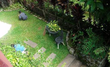 For Sale! 4 Bedroom House with Overlooking View
