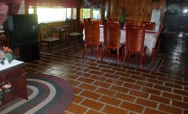 For Sale! 4 Bedroom House with Overlooking View