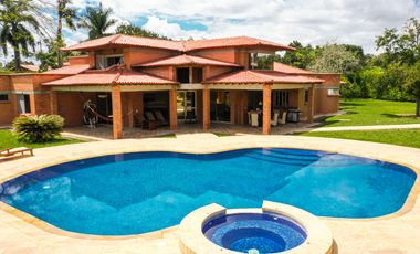 CAFELIA CERRITOS | CASA EN VENTA
