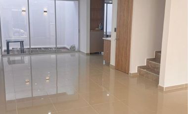 VENTA CASA SIERRA NEVADA