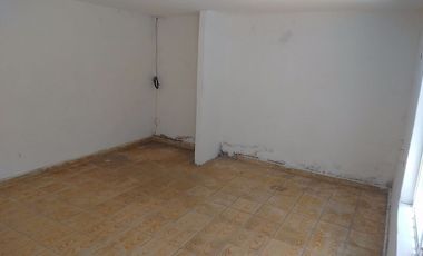 Rento casa en La Republica a 4 cuadras de Lazaro Cardenas, Monterrey
