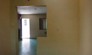 Rento casa en La Republica a 4 cuadras de Lazaro Cardenas, Monterrey