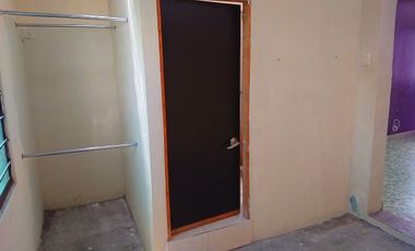 Rento casa en La Republica a 4 cuadras de Lazaro Cardenas, Monterrey