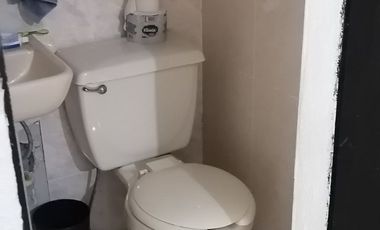 Rento casa en La Republica a 4 cuadras de Lazaro Cardenas, Monterrey