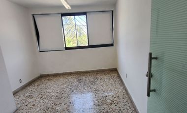 Edificio en venta, uso de suelo mixto, Lomas de Sotelo, Naucalpan de Juárez