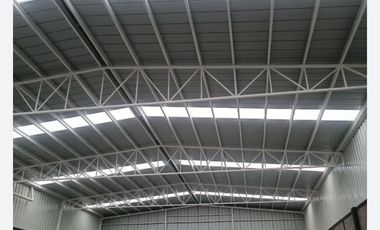 Bodega en Venta 500 m a 5 minutos del Aeropuerto en conjunto Cerrado Vigilancia 24/7