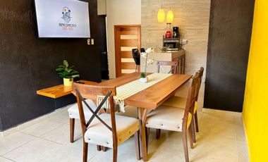 Venta de CASA LOS LAURELES con ALBERCA TOTALMENTE EQUIPADA con calefacción, servicios y amueblada.