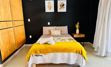 Venta de CASA LOS LAURELES con ALBERCA TOTALMENTE EQUIPADA con calefacción, servicios y amueblada.