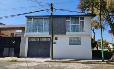 ATENCION INVERSIONISTAS, propiedad con 3 departamentos en zona de Toluca