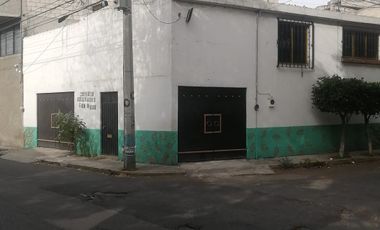 Casa  de Entrega Inmediata a la Venta en Av Jalisco y  Michoacán Col Paraje Zacatepec, Iztapalapa