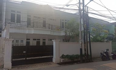 Rumah 2 lantai cocok unutk kantor di Duren sawit Jakarta Timur