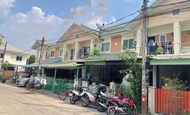 หมู่บ้านสินทรัพย์ ธัญบุรี ปทุมธานี ขายด่วน ทาวน์เฮ้าส์ 2 ชั้น เนื้อที่ 24 ตร.ว การเดินทางสะดวก พร้อมอยู่