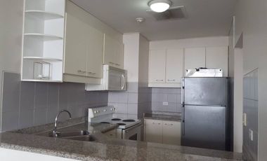 En alquiler departamento de 2 dormitorios totalmente amoblado en las Torres del Hilton Colón