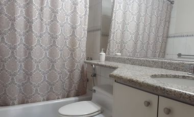 En alquiler departamento de 2 dormitorios totalmente amoblado en las Torres del Hilton Colón