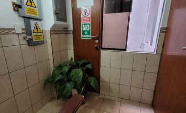VENDO EDIFICIO 4 PISOS MAS AZOTEA  - CHORRILLOS –  AV GUARDIA PERUANA CUADRA 7 – A MEDIA CDRA DEL SEGURO SOCIAL –  ZONA COMERCIAL