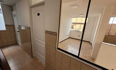 VENDO EDIFICIO 4 PISOS MAS AZOTEA  - CHORRILLOS –  AV GUARDIA PERUANA CUADRA 7 – A MEDIA CDRA DEL SEGURO SOCIAL –  ZONA COMERCIAL