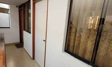 VENDO EDIFICIO 4 PISOS MAS AZOTEA  - CHORRILLOS –  AV GUARDIA PERUANA CUADRA 7 – A MEDIA CDRA DEL SEGURO SOCIAL –  ZONA COMERCIAL