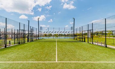 CASA EN VENTA EN XOCHITEPEC, MORELOS; MEX. 3 RECÁMARAS, ALBERCA, PET PARK, MULTI CANCHAS.