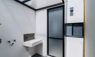 CASA EN VENTA EN XOCHITEPEC, MORELOS; MEX. 3 RECÁMARAS, ALBERCA, PET PARK, MULTI CANCHAS.