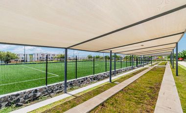 CASA EN VENTA EN XOCHITEPEC, MORELOS; MEX. 3 RECÁMARAS, ALBERCA, PET PARK, MULTI CANCHAS.