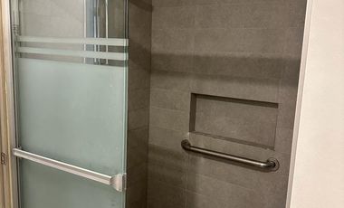 Nuevo Sur Depa de 3 recámaras siempre Fresco con genial Vista al Cerro de la Silla