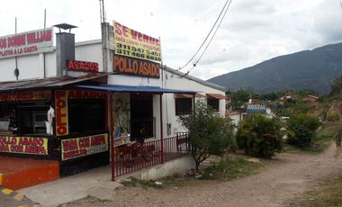 VENDO-PERMUTO Locales comerciales ubicados en vía principal