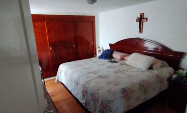 CASA EN LOMAS DE VALLE DORADO