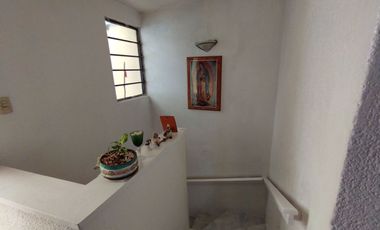 CASA EN LOMAS DE VALLE DORADO