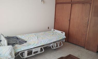 VENTA DE CASA EN CHAPULTEPEC NORTE, 4 RECAMARAS AMPLIAS, A UNA CUADRA DE AV. ACUEDUCTO