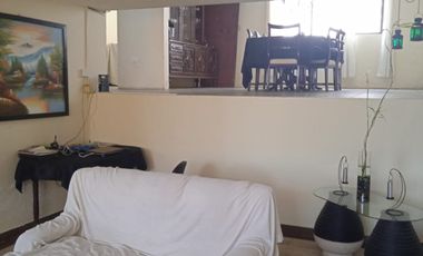 Venta de Casa unifamiliar en Vista Hermosa, Sector Loma de Puengasí
