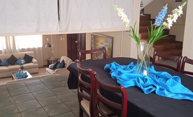 Venta de Casa unifamiliar en Vista Hermosa, Sector Loma de Puengasí