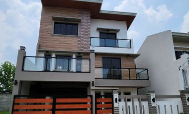 FOR SALE BRAND NEW MODERN THREE STOREY HOUSE WITH POOL IN PAMPANGA NEAR MARQUEE MALL, NLEX