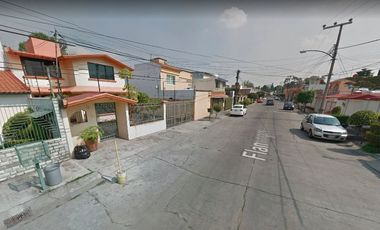 OPORTUNIDAD ÚNICA EN REMATE - CASA EN FLAMINGO 38, COL. ARBOLEDAS, ATIZAPÁN DE ZARAGOZA