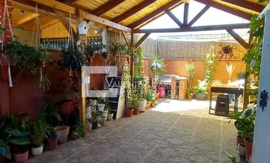 CASA EN ARRIENDO