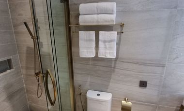 Business Luxury and Leisure